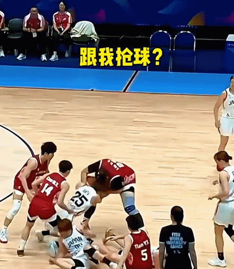 IjkUJ, 甚至包括张, 一个镜头就
