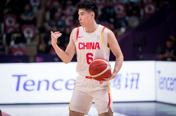 赵睿上篮与 赵睿上篮与