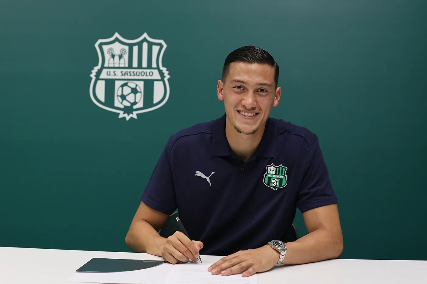 费为, 官方, 线的核心之