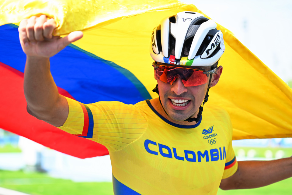 Guz, yBhXl, 哥伦比亚队