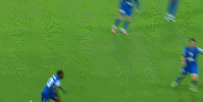 申花捍卫中, 刘诚宇太拼, 禁区外兜射 申花捍卫中, 刘诚宇太拼, 禁区外兜射